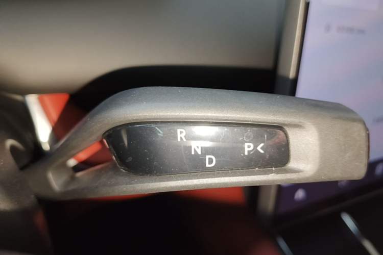 Used Xiaomi Auto SU7 2026 Model Standard Edition Gear Lever
