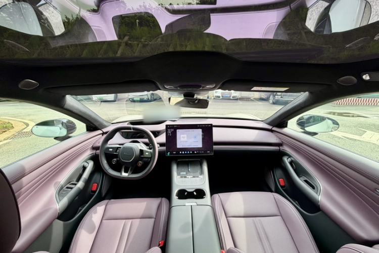 Used Xiaomi Auto SU7 2026 Model Standard Edition Interior 2