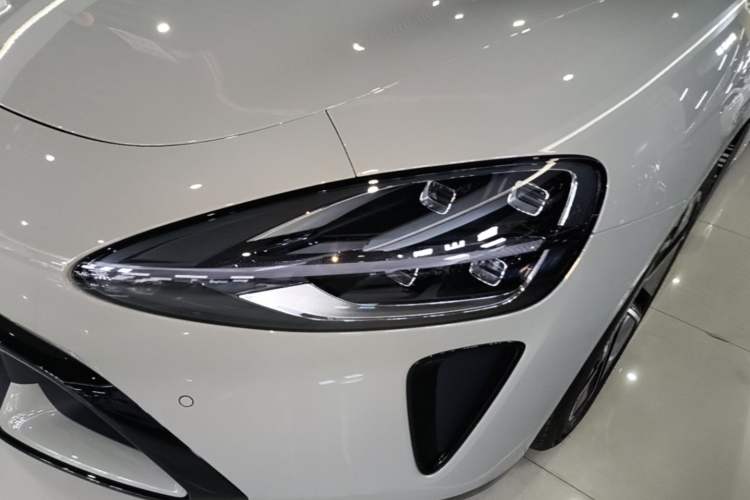 Used Xiaomi Auto SU7 2026 Model Standard Edition Left Front Headlight