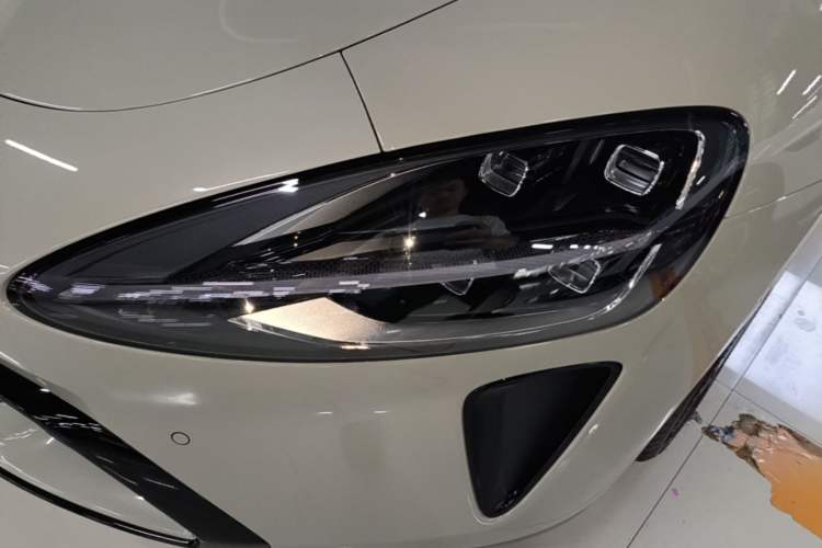 Used Xiaomi Auto SU7 2026 Model Standard Edition Left Front Headlight