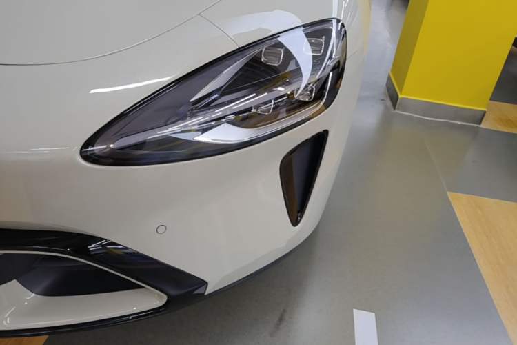 Used Xiaomi Auto SU7 2026 Model Standard Edition Left Front Headlight