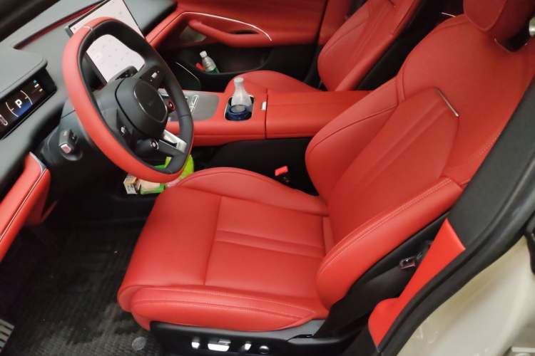 Used Xiaomi Auto SU7 2026 Model Standard Edition Left Front Seat