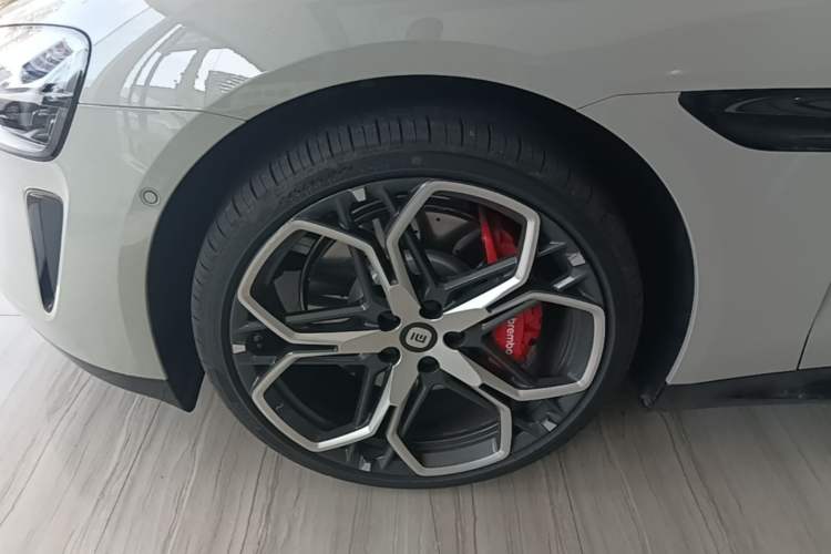 Used Xiaomi Auto SU7 2026 Model Max Left Front Wheel Hub