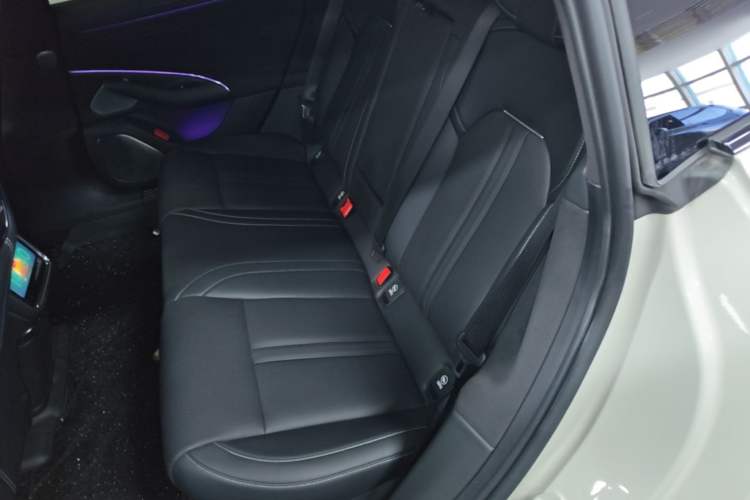 Used Xiaomi Auto SU7 2026 Model Pro Left Rear Seat