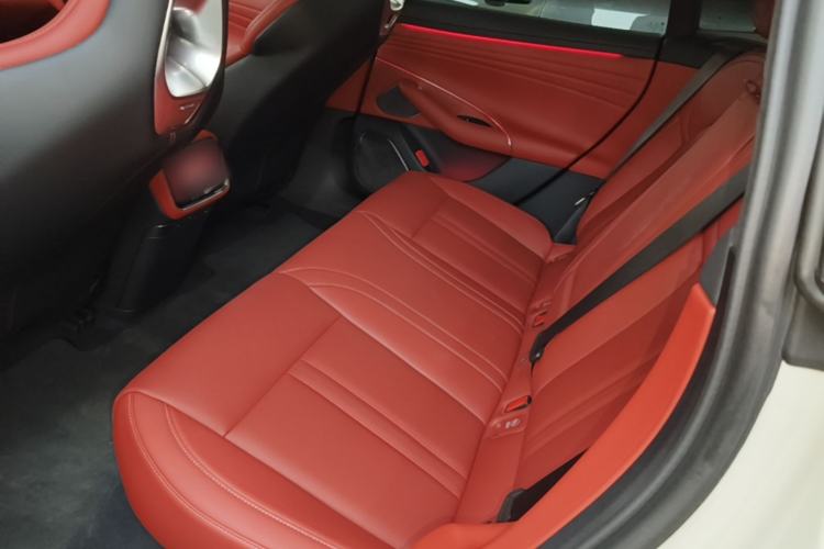 Used Xiaomi Auto SU7 2026 Model Standard Edition Left Rear Seat