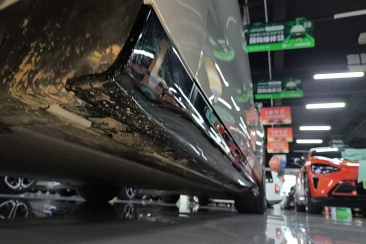 Used Xiaomi Auto SU7 2026 Model Standard Edition Left Side Sill