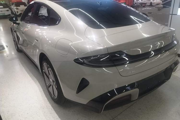 Used Xiaomi Auto SU7 2026 Model Standard Edition Rear Left 45 Deg