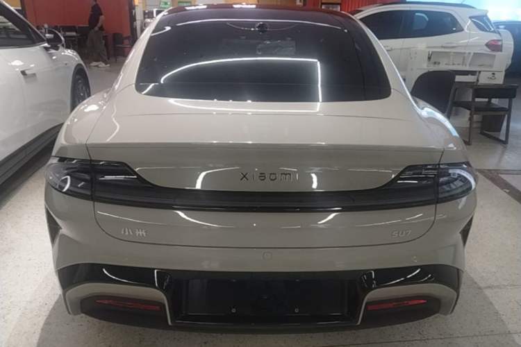 Used Xiaomi Auto SU7 2026 Model Standard Edition Rear