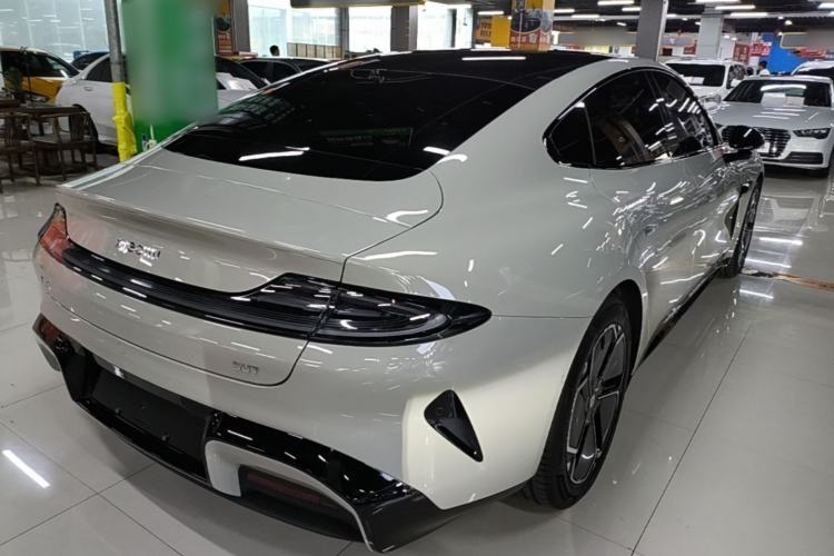 Used Xiaomi Auto SU7 2026 Model Standard Edition Rear Right 45 Deg