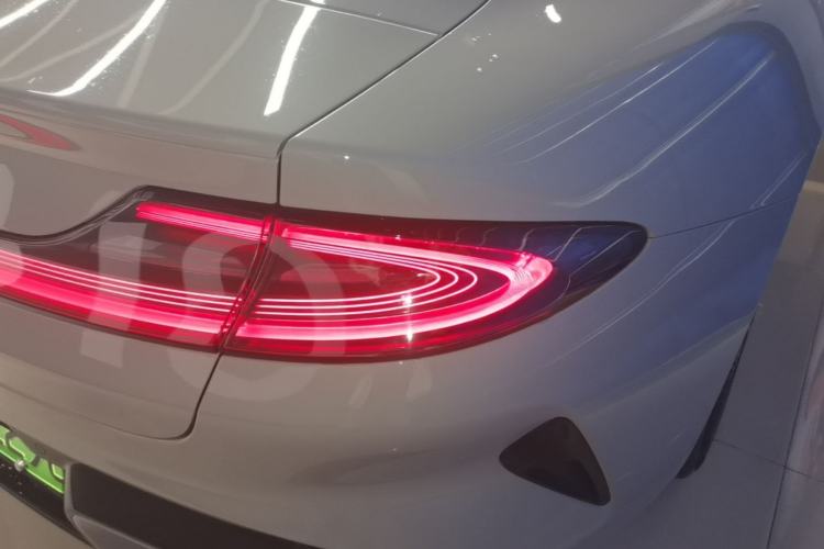 Used Xiaomi Auto SU7 2026 Model Standard Edition Right Rear Taillight