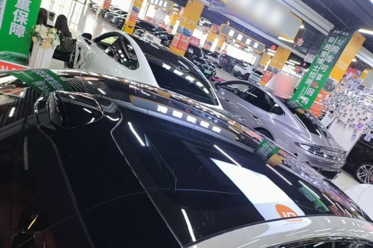 Used Xiaomi Auto SU7 2026 Model Standard Edition Roof
