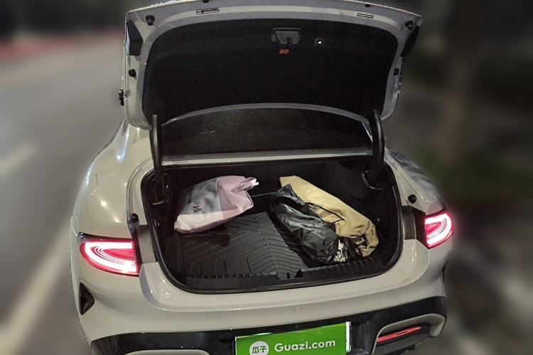 Used Xiaomi Auto SU7 2026 Model Max Trunk