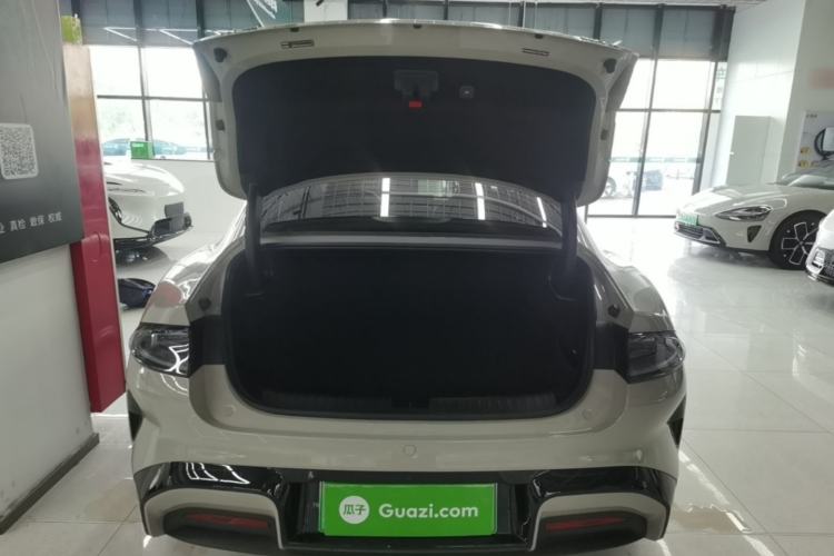 Used Xiaomi Auto SU7 2026 Model Max Trunk