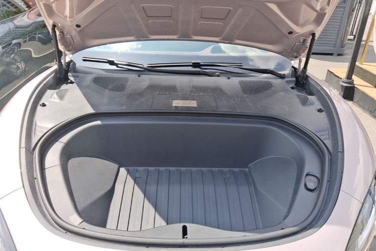 Used Xiaomi Auto SU7 2026 Model Pro Engine Bay