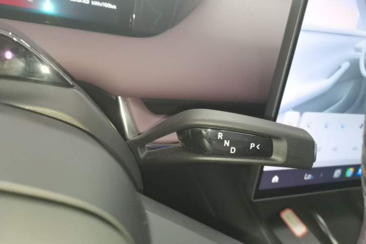 Used Xiaomi Auto SU7 2026 Model Pro Gear Lever