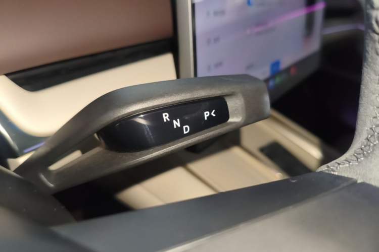 Used Xiaomi Auto SU7 2026 Model Max Gear Lever