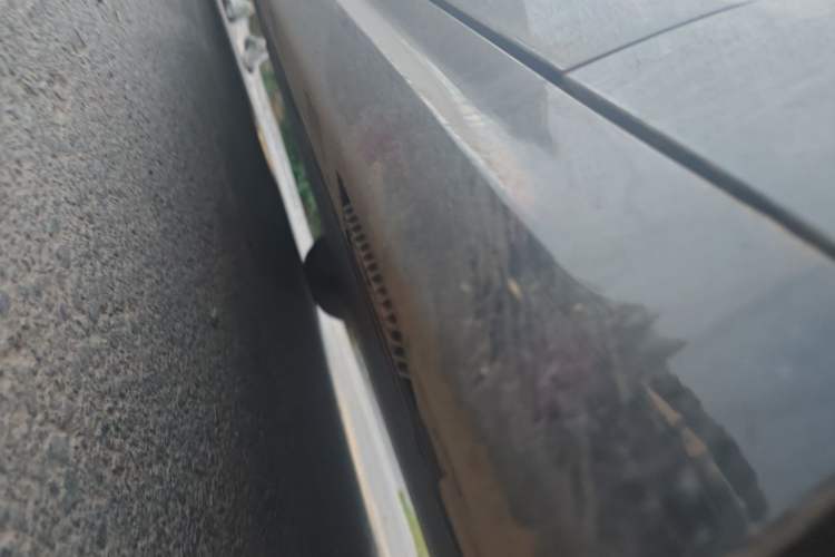 Used Xiaomi Auto SU7 2026 Model Standard Edition Chassis Front Right