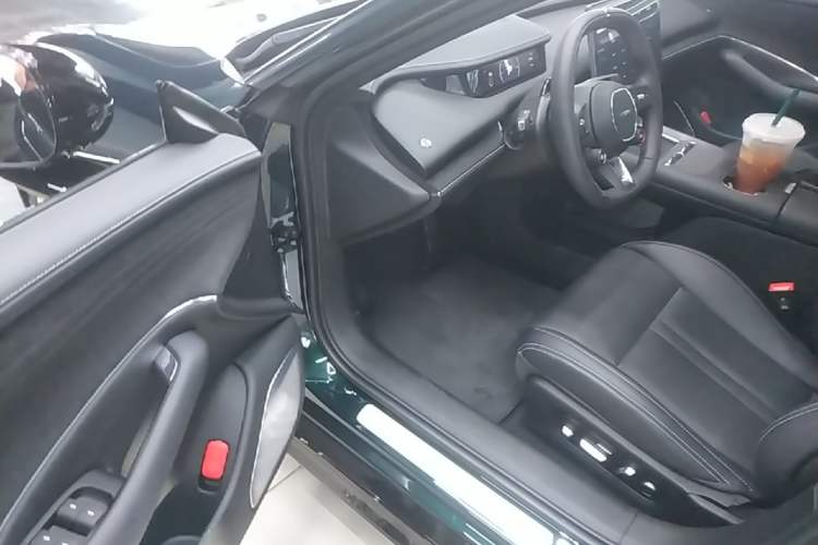 Used Xiaomi Auto SU7 2026 Model Standard Edition Driver Seat