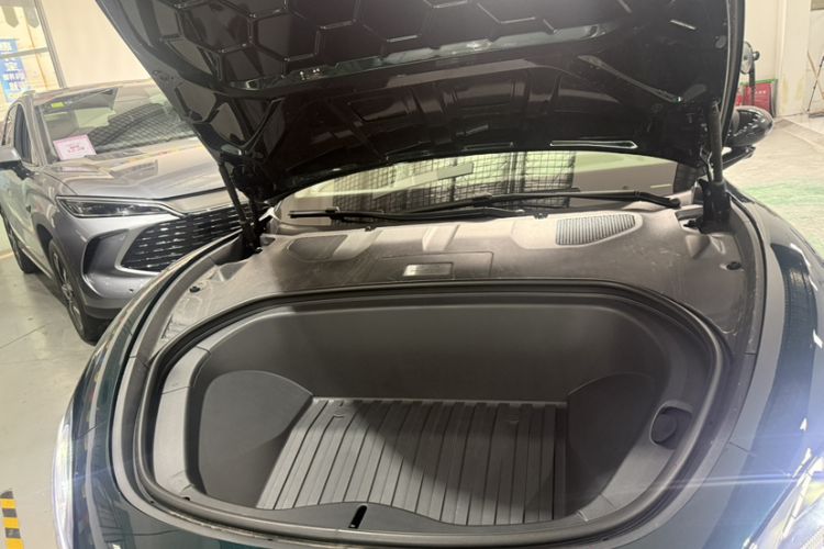 Used Xiaomi Auto SU7 2026 Model Pro Engine Bay