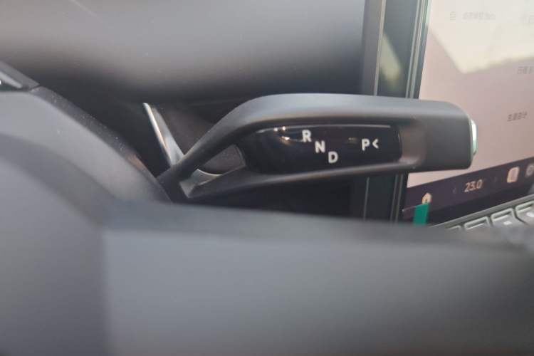 Used Xiaomi Auto SU7 2026 Model Standard Edition Gear Lever