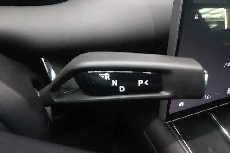 Used Xiaomi Auto SU7 2026 Model Standard Edition Gear Lever