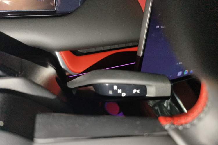 Used Xiaomi Auto SU7 2026 Model Pro Gear Lever