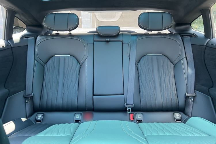 Used Xiaomi Auto SU7 2026 Model Max Interior 9