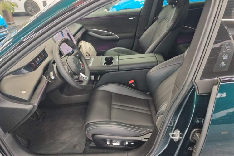 Used Xiaomi Auto SU7 2026 Model Standard Edition Left Front Seat