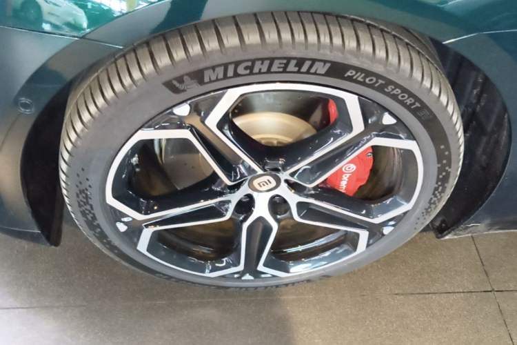 Used Xiaomi Auto SU7 2026 Model Max Left Front Wheel Hub