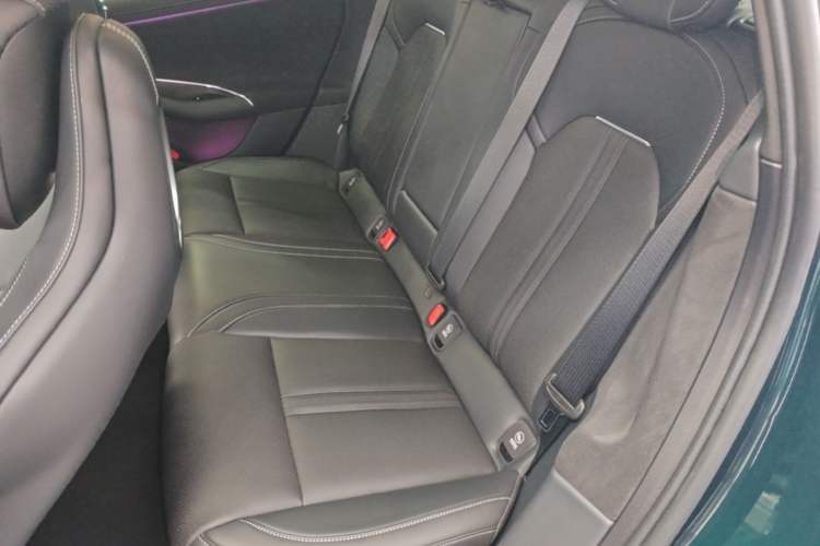 Used Xiaomi Auto SU7 2026 Model Standard Edition Left Rear Seat