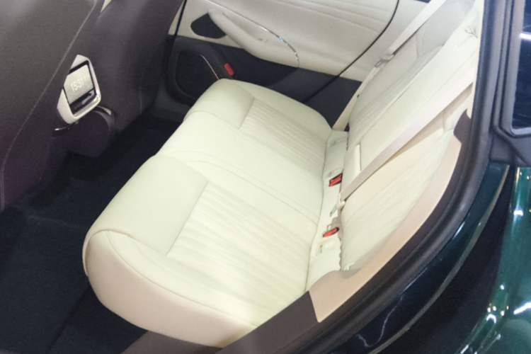 Used Xiaomi Auto SU7 2026 Model Max Left Rear Seat