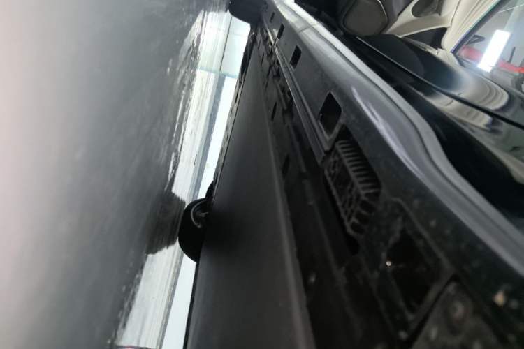 Used Xiaomi Auto SU7 2026 Model Max Left Side Sill
