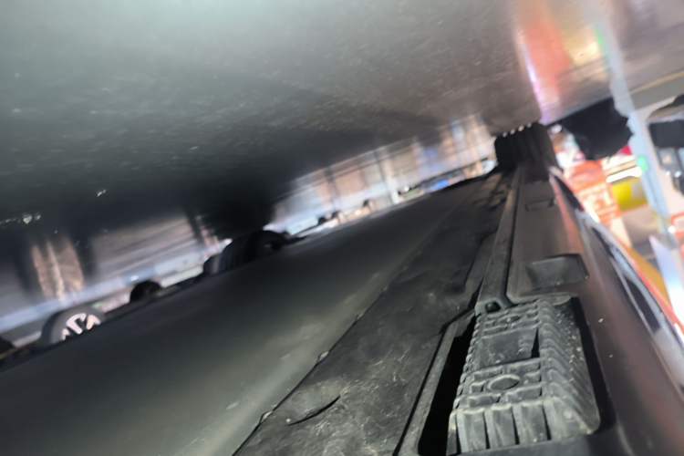 Used Xiaomi Auto SU7 2026 Model Standard Edition Left Side Sill