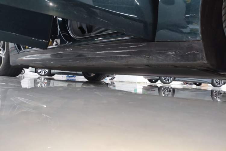 Used Xiaomi Auto SU7 2026 Model Max Right Side Sill