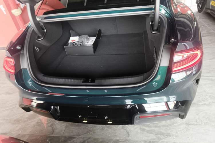 Used Xiaomi Auto SU7 2026 Model Pro Trunk