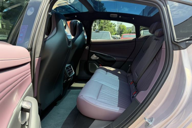Used Xiaomi Auto SU7 2026 Model Max Interior 7