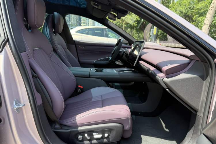 Used Xiaomi Auto SU7 2026 Model Max Interior 8