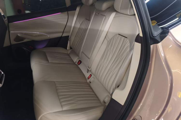 Used Xiaomi Auto SU7 2026 Model Max Left Rear Seat
