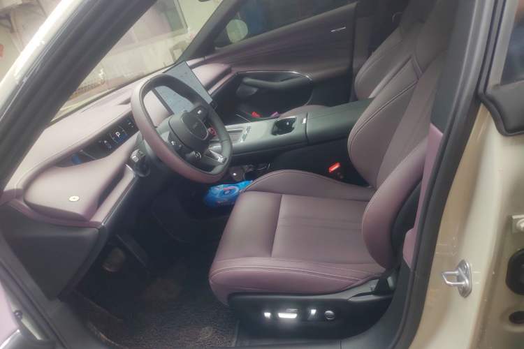 Used Xiaomi Auto SU7 2026 Model Standard Edition Driver Seat