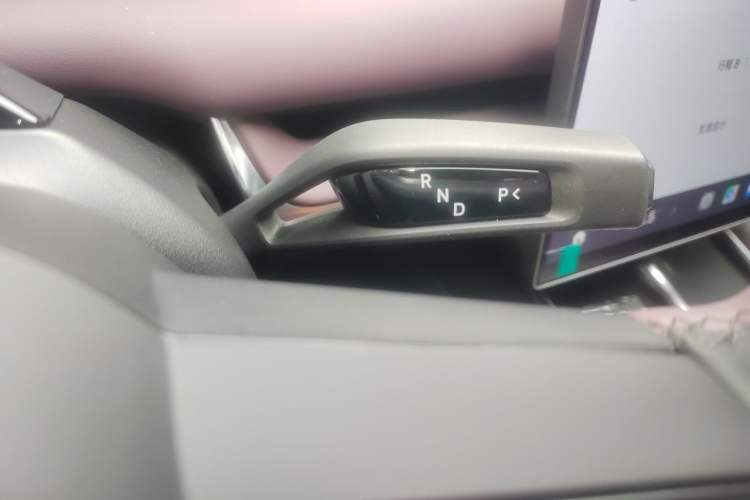 Used Xiaomi Auto SU7 2026 Model Standard Edition Gear Lever