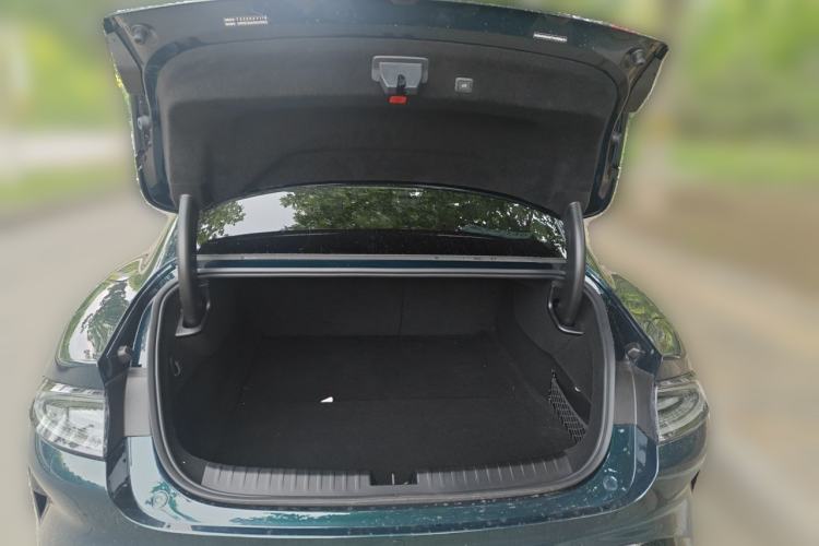 Used Xiaomi Auto SU7 2026 Model Max Trunk