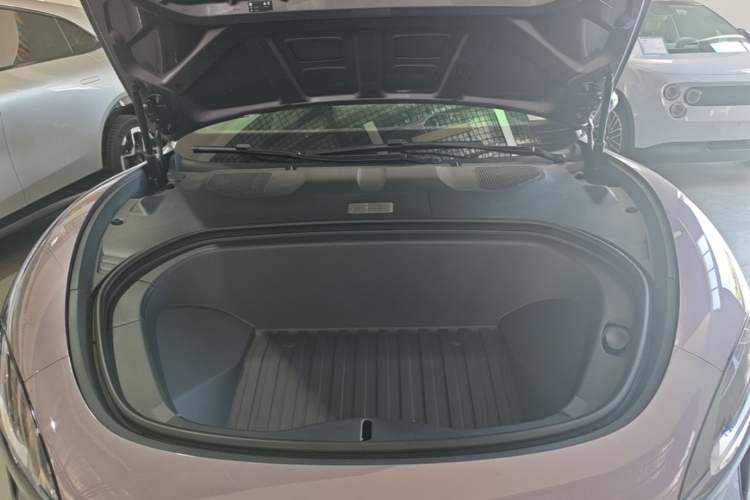 Used Xiaomi Auto SU7 2026 Model Standard Edition Engine Bay