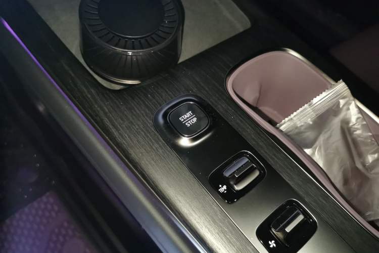 Used Xiaomi Auto SU7 2026 Model Pro Gear Lever