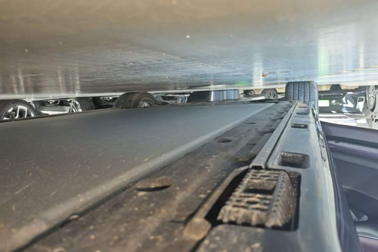 Used Xiaomi Auto SU7 2026 Model Standard Edition Left Side Sill