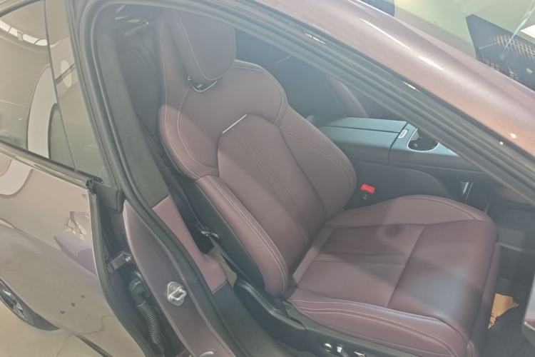 Used Xiaomi Auto SU7 2026 Model Standard Edition Right Front Seat
