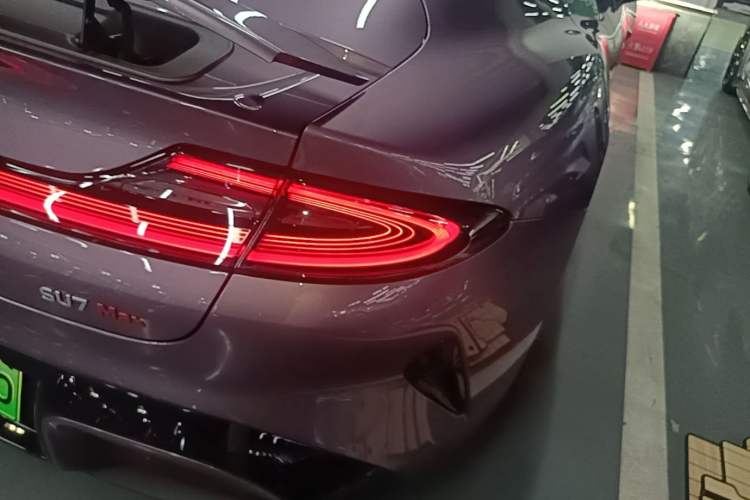 Used Xiaomi Auto SU7 2026 Model Max Right Rear Taillight