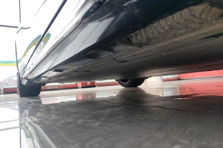Used Xiaomi Auto SU7 2026 Model Pro Right Side Sill