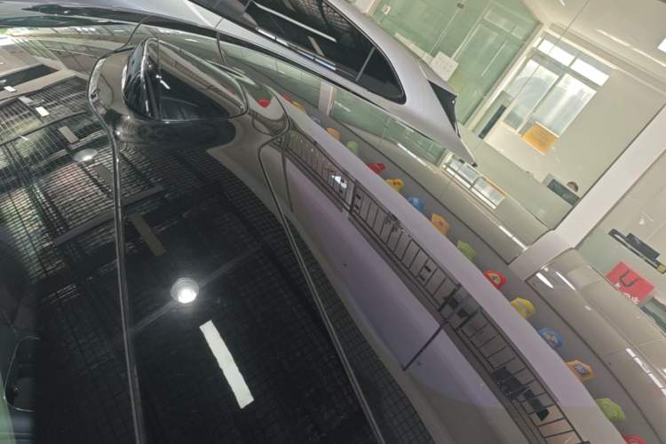 Used Xiaomi Auto SU7 2026 Model Standard Edition Roof