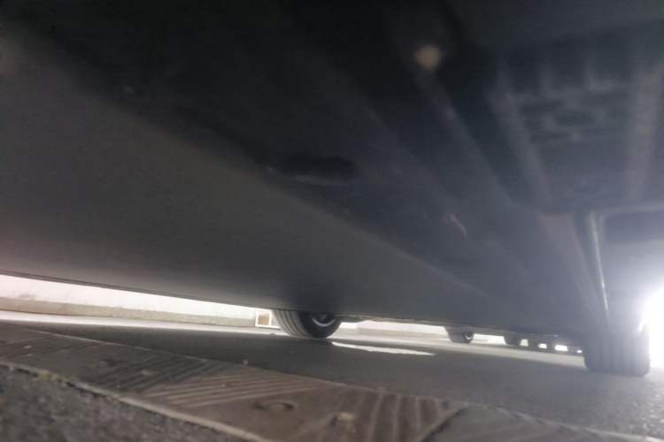 Used Xiaomi Auto SU7 2026 Model Standard Edition Chassis Rear Right