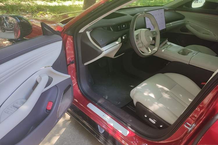 Used Xiaomi Auto SU7 2026 Model Standard Edition Driver Seat